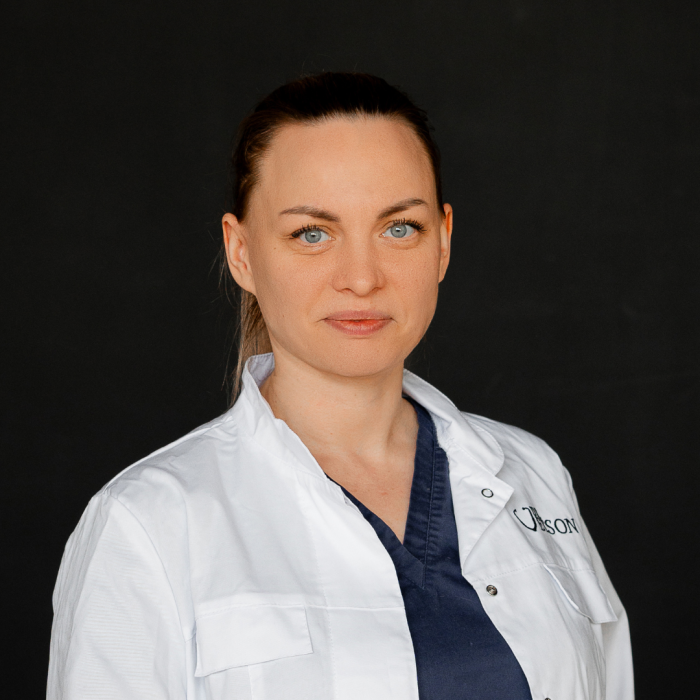 Сотрудники и врачи ветеринарной клиники «Dr.Vetson»: Бирюкова Евгения Борисовна 